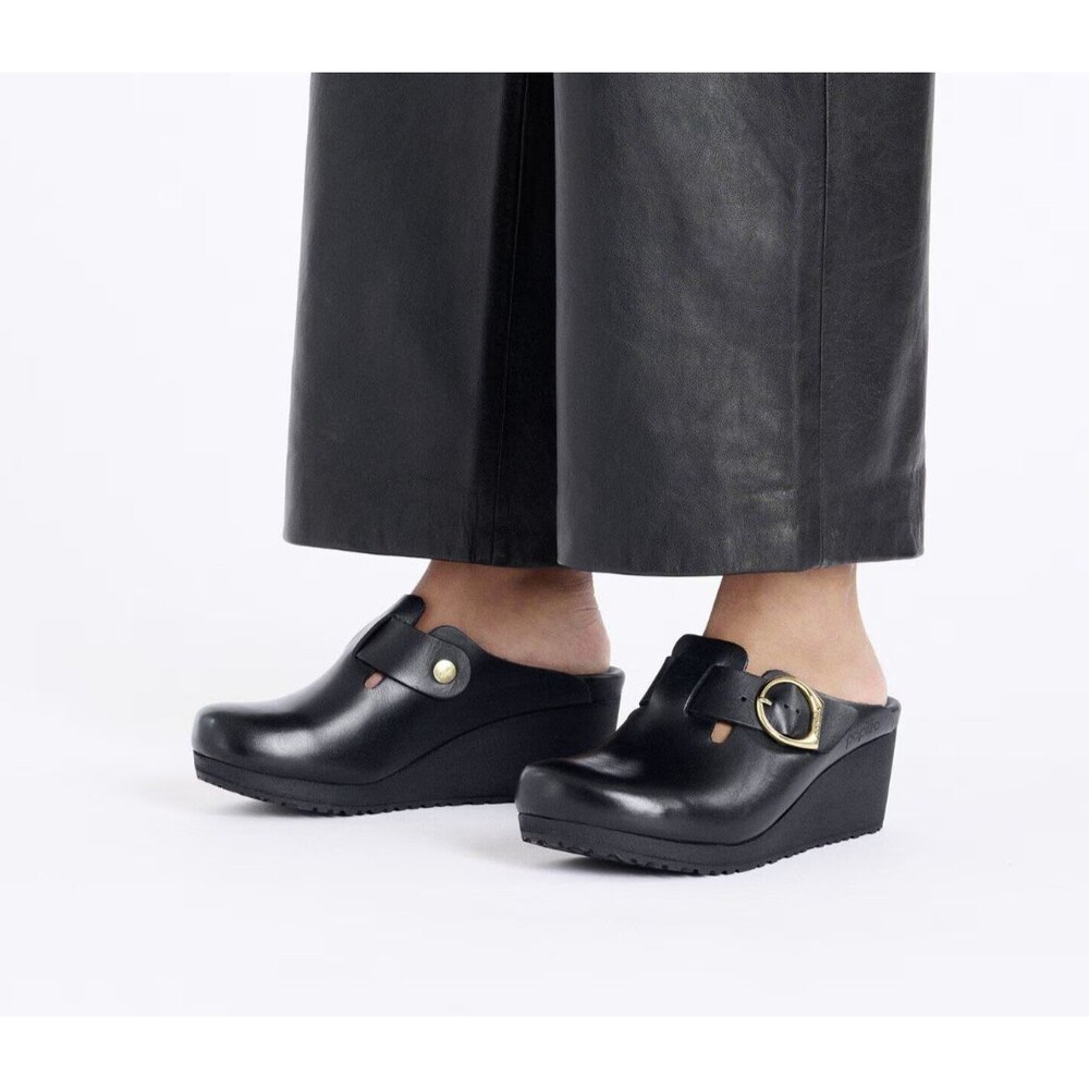 Birkenstock Papillio Women's Fanny Ring Buckle Black Leather Clogs EU 41 NARROW - Picture 3 of 9